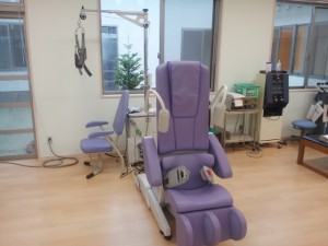 スーパートラック・トラックタイザー 腰を引っ張ったり、首を引っ張ったりします